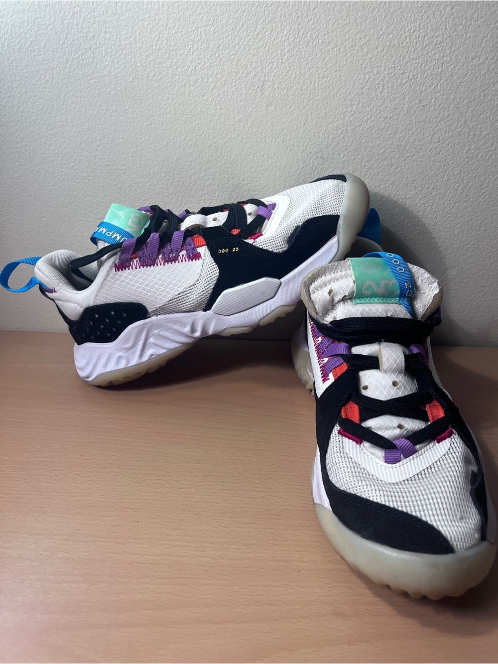 Jordan Delta SP Sail Multi-Color Women’s Shoes Size 6.5